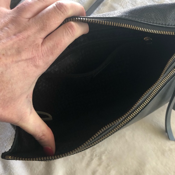 GUC  black Kate Spade purse - Picture 3 of 3